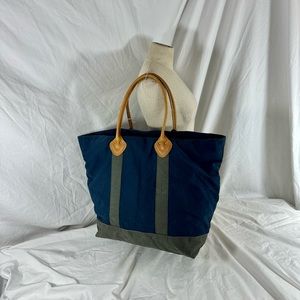 Large Genuine LL BEAN  Boat & Tote Bag  Grain Leather Handles vintage Blue Green